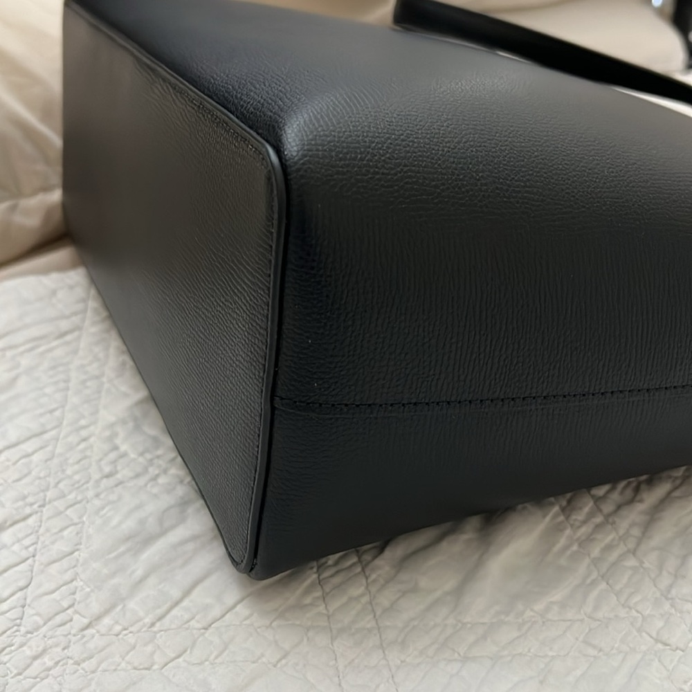 Kate Spade Perfect Tote - Picture 10 of 14